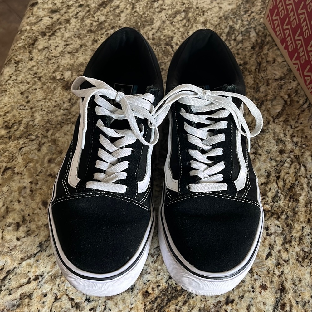 Vans mens Old Skool Lite size 11